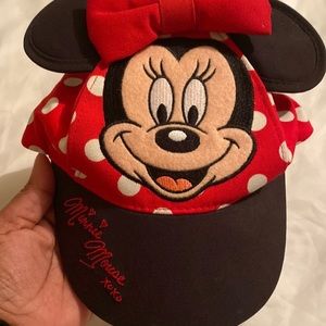 Girls Minnie Mouse hat
